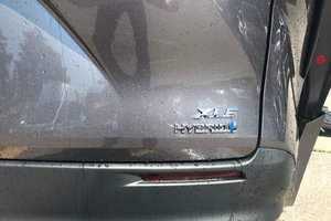 2024 Toyota Sienna – Braun Power Bifold - Available to Order