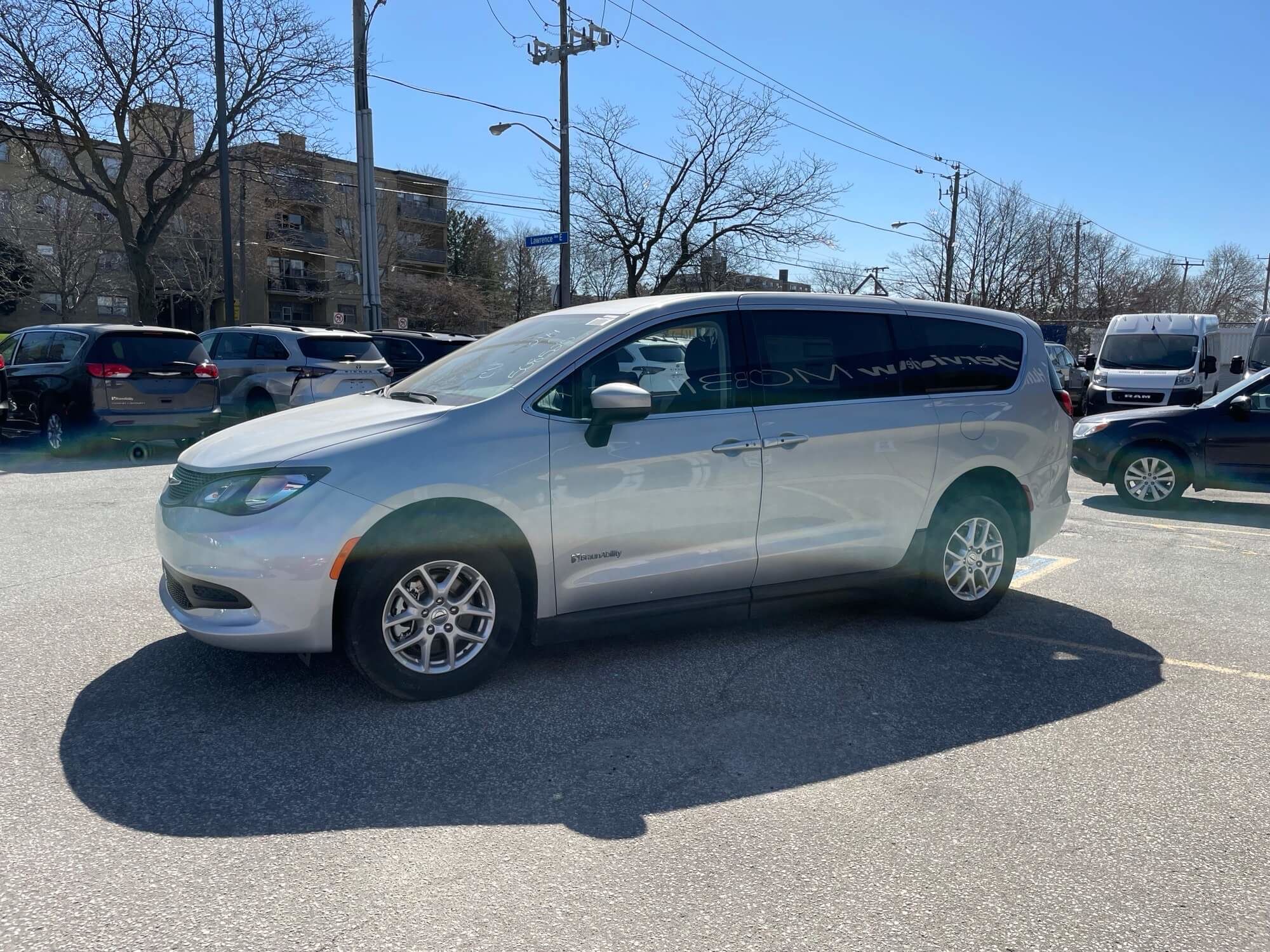 2023 Chrysler Grand Caravan-Braun Companion Van